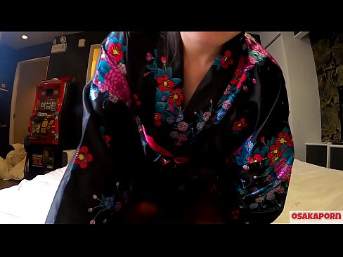 ❤️ 年轻的COSPLAY女孩喜欢性爱到高潮，在女骑手和口交的喷水。亚洲女孩与毛茸茸的阴户和美丽的乳房在传统的日本服装在业余视频显示自慰与他妈的玩具。樱花3 OSAKAPORN. ❌ Porno❤