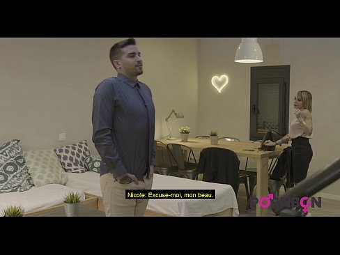 ❤️ PORNBCN 4K 一个成熟的女人与大乳房要肛门性交年轻的男妓与大阴茎口交amortism硬他妈的手工作狗风格阴部舔高潮法语字幕 ❌ Porno❤